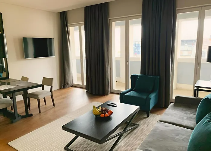 Lisbon Finestay 8 Building Apt With Balcony And City View
